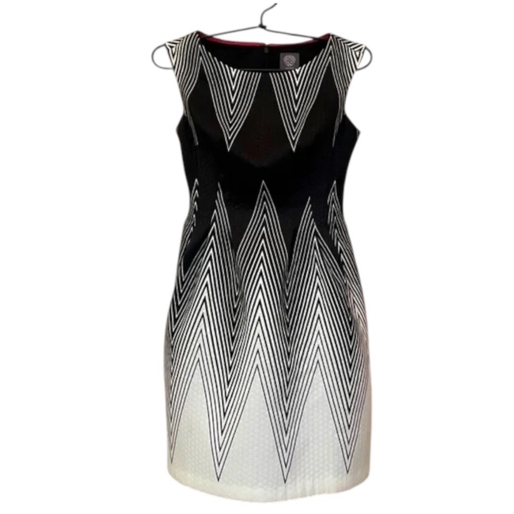 NWT Vince Camuto - Black White Chevron Sleeveless Dress - Size 8 - Picture 2 of 7